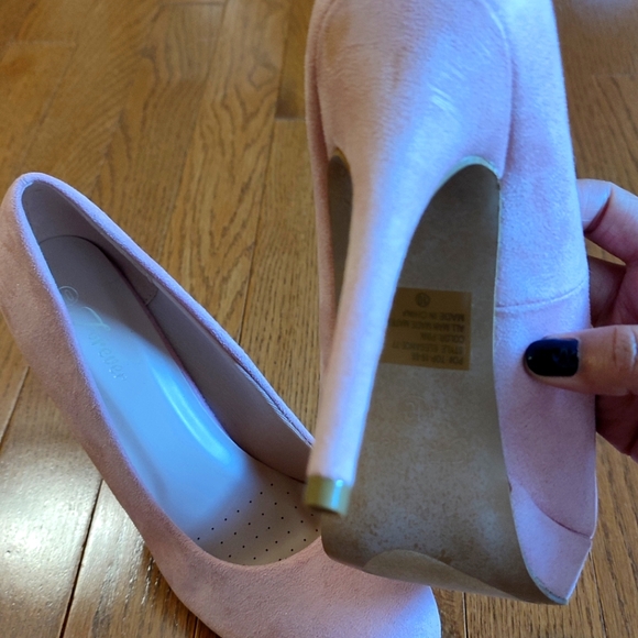 Pre owned - Picture 4 of 4